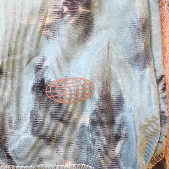 NWOT Reel Legends Swim Sun protect Rashguard performance light fastdry blue gray - Picture 4 of 5